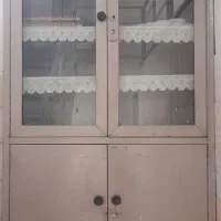 کمد فلزی قدیمی