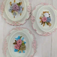 قاب  کوچیک روبان دوزی شده