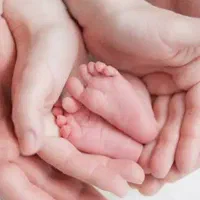 تخمک اهدای و جایگزینی رحم فوری