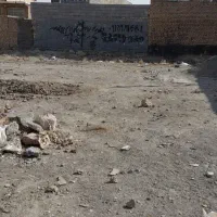 یک قطعه زمین ۲۷۵ متر   با حاشیه ۱۱ در ۲۵