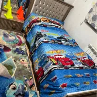 تخت یک نفره همراه کمدوآینه قدی