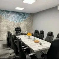 استخدام آبدار چی و منشی در املاک بزرگ عالیجناب