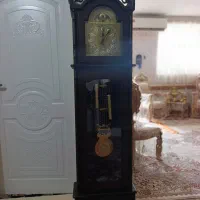 ساعت ایستاذه