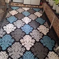 گلیم کاملا سالم وتمیز