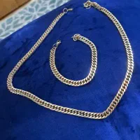 گردنبند ودستبند استیل رنگ ثابت