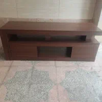 میز تلویزیون در حد نو