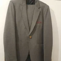 کت و شلوار تمیز و در حد نو سایز ۴۸
