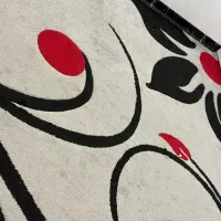 دو‌عدد فرش و‌یک عدد دراور