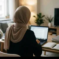 کنار فرزندت کار کن بانو