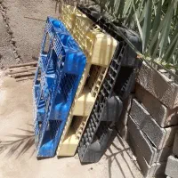 پالت پلاستیکی بزرگ