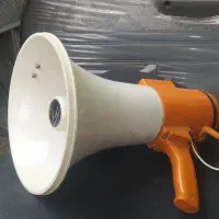 بلندگو