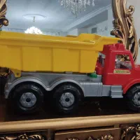 کامیون اسباب بازی با تحمل وزن ۱۸۰کیلو