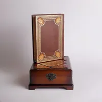 قرآن نفیس چرم کارشده با جعبه خاص(کد۲۴) فخررازی