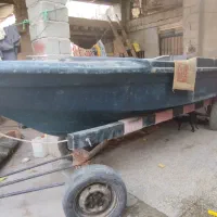 قایق وتریلی خودکار