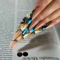 آموزش تخصصی کاشت ناخن4200