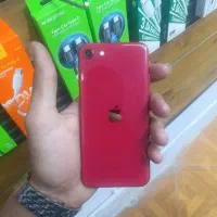 ایفون se 2020