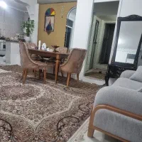 نیروی نظافت و پرستار نوزاد