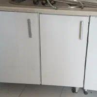 کابینت فلزی سالم تمیز طرح ام دی آف