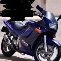 کاواساکی ۲۵۰zzr