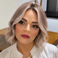 میکاپ حرفه ای در منزل ، منزل مشتری یا من