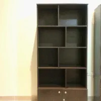 کتابخانه MDF بزرگ ۵ طبقه + کمد قفل‌دار بسیار تمیز