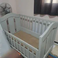 تخت خواب نوزاد