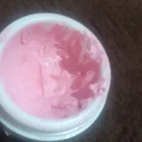 کرم چگین روشن گنده دست وصورت