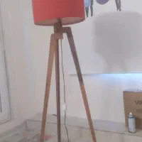 آباژور  ایستاده  رنگ قرمز  درحد نو