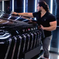 تشخیص رنگ سیار با اشعه UV