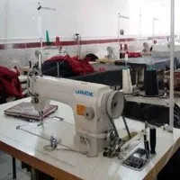 به چند نفر چرخ کار و خیاط نیازمندیم