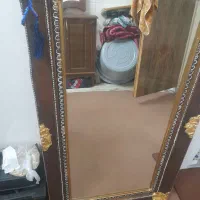 اینه ایستاده