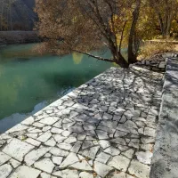 فروش-باغ-لب-اب-مارکده