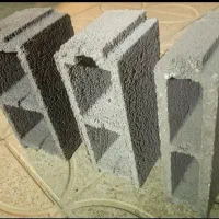 بلوک سیمانی سنگین و پوکه ای سبک و کول و درب چاه