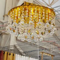 لوستر|لوستر و چراغ آویز|شیراز, شیخ علی چوپان|دیوار