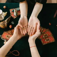 کف بینی با دست دقیق
