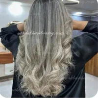 مدل برای تکمیل آلبوم کاری