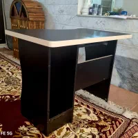 میز کامپیوتر و تحریر