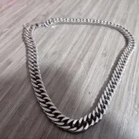 گردنبند|بدلیجات|قم, قلعه کامکار|دیوار