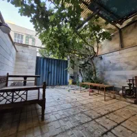 فروش اپارتمان 110 MTR /حیاط مجزا/لوکیشن بیست متری