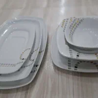 ظرف غذاخوری ۱۲ نفره درحدنوشیک