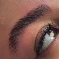 لیفت مژه و ابرو حرفه‌ای (تخفیف ویژه)