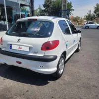 ۲۰۶ تیپ ۳ سقف شیشه ای