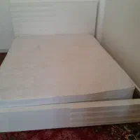 تخت دو نفر
