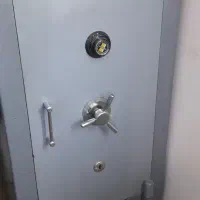 گاوصندوق برای مغازه به وزن یک تن