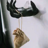 نگهدارنده شکل دست
