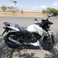 آپاچی180