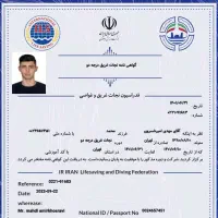 آموزش شنا با کاپیتان تیم دانشگاه شریف