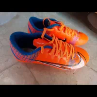 کفش فوتبال سایز ۳۶