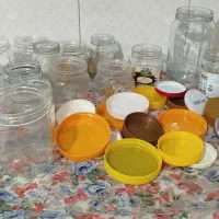 تعدادی شیشه