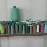 تعدادی نخ و نخ تراویرا یا قیمت مناسب